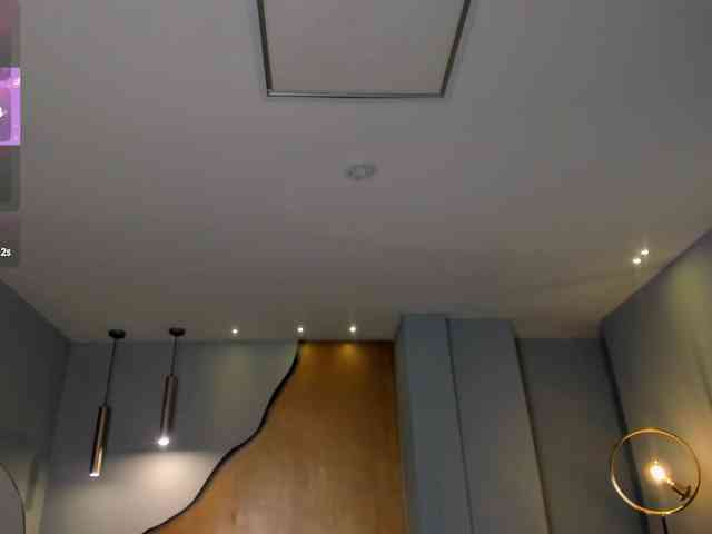 IrinaPortman webcam