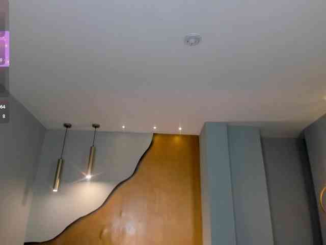 IrinaPortman webcam