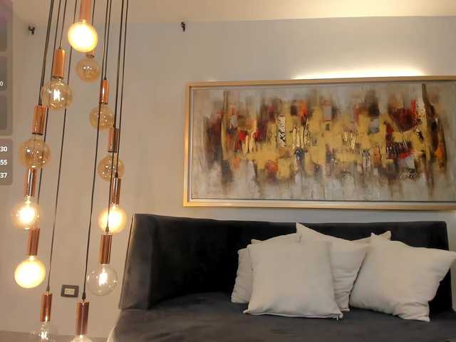 GiaFerrara's BongaCams show and profile