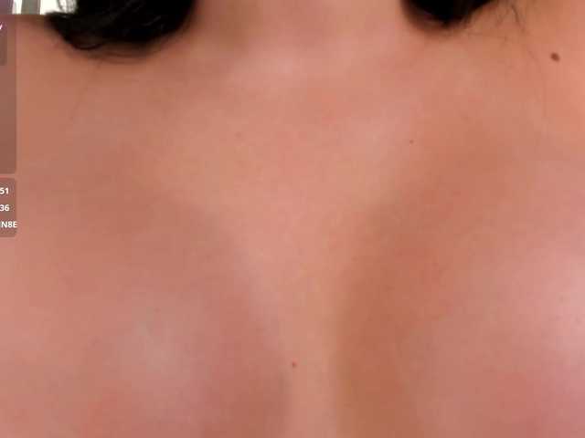 GiaFerrara's BongaCams show and profile