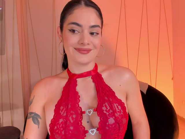 GiaFerrara's BongaCams show and profile