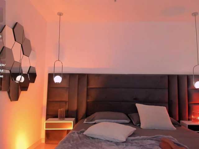 GiaFerrara's BongaCams show and profile