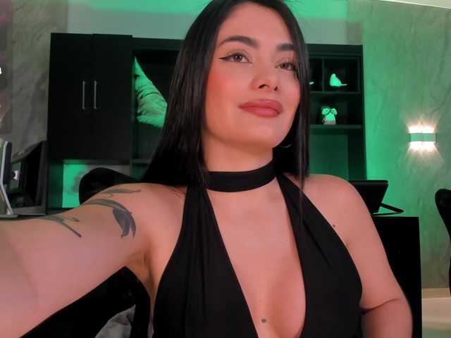 GiaFerrara's BongaCams show and profile