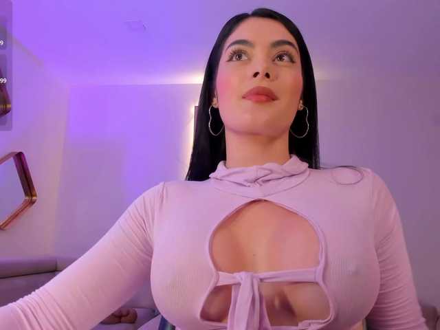 GiaFerrara's BongaCams show and profile