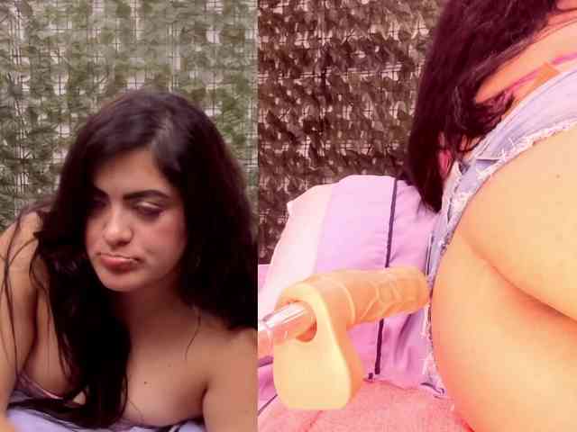 MiiaJhonson01 webcam