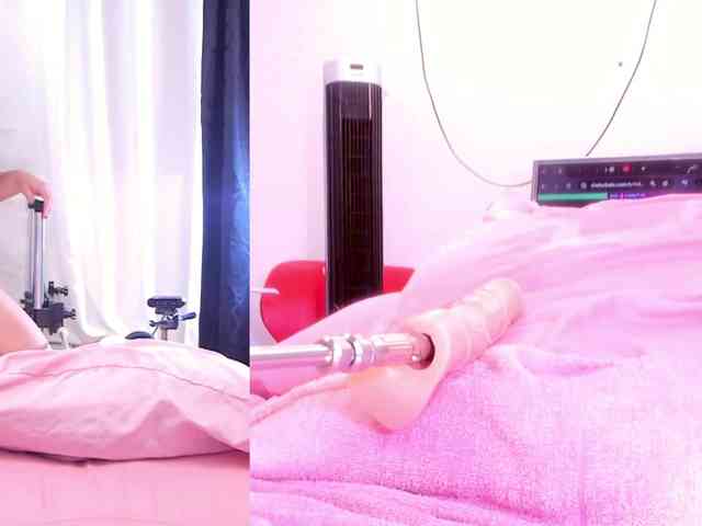 MiiaJhonson01 webcam