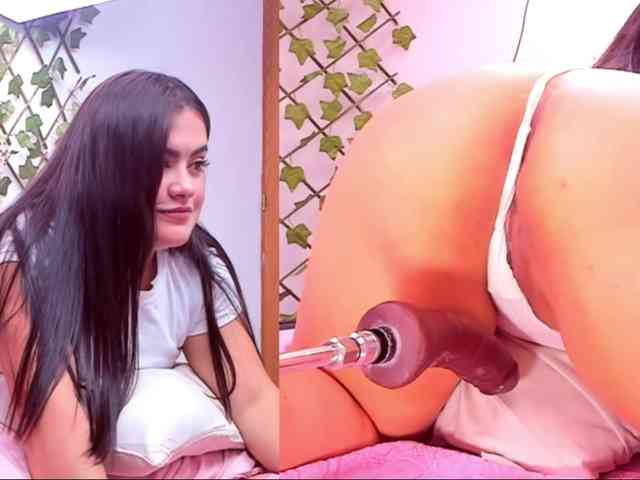 MiiaJhonson01 webcam