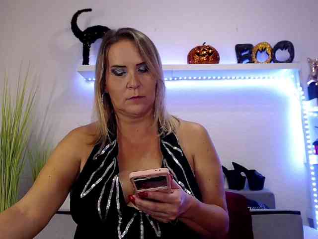 JuliaPink webcam