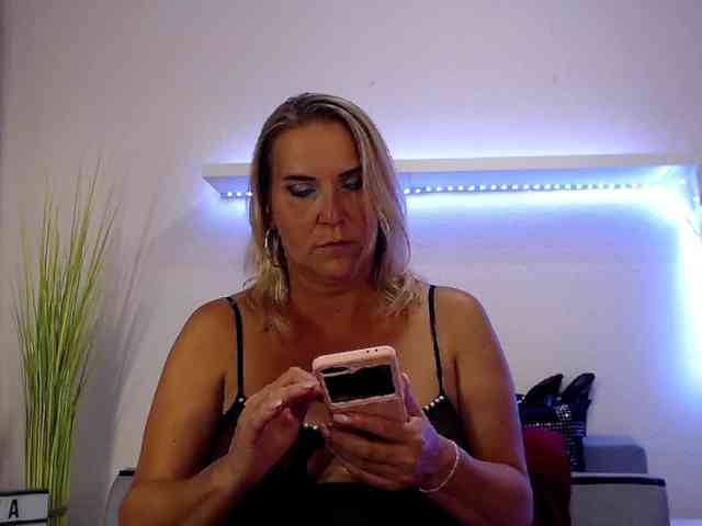 JuliaPink webcam