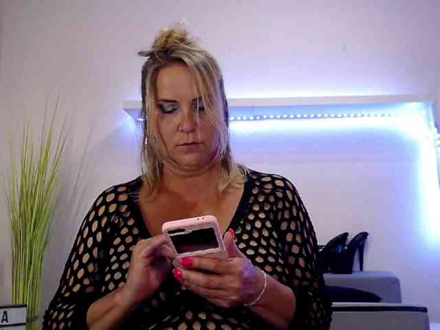 JuliaPink webcam