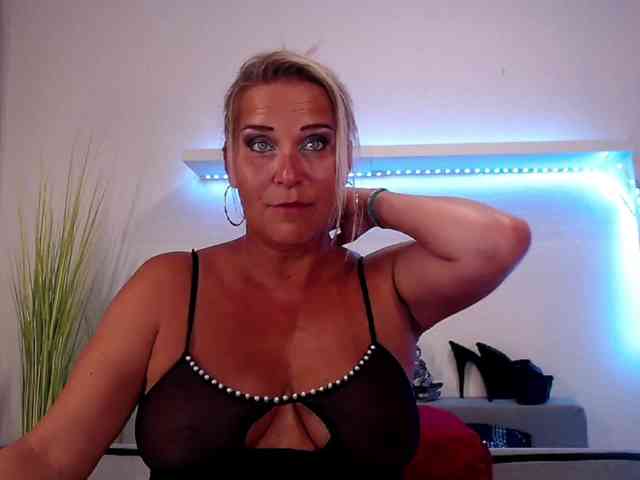 JuliaPink webcam