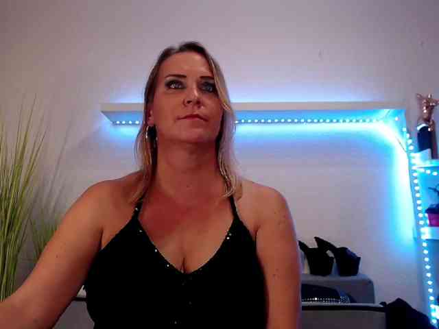 JuliaPink webcam