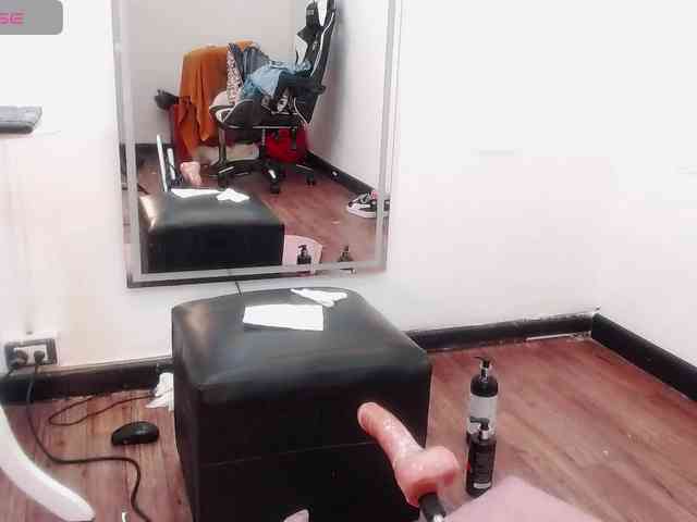 Little-Helenn Little-Helenn