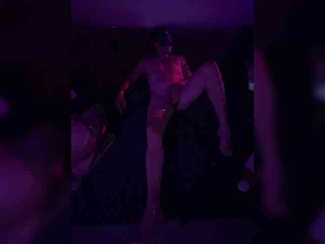 KOT_LI_KOLLIE4KA webcam