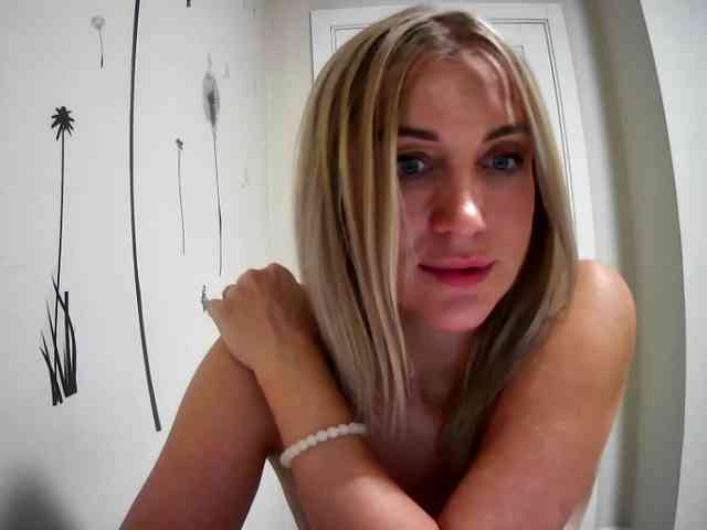 MarryEmm webcam