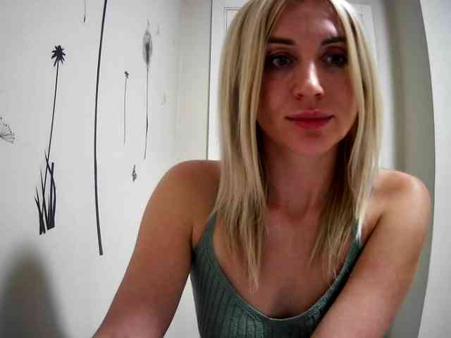MarryEmm webcam