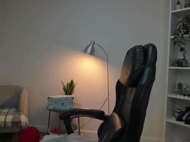 summerevans's BongaCams show and profile