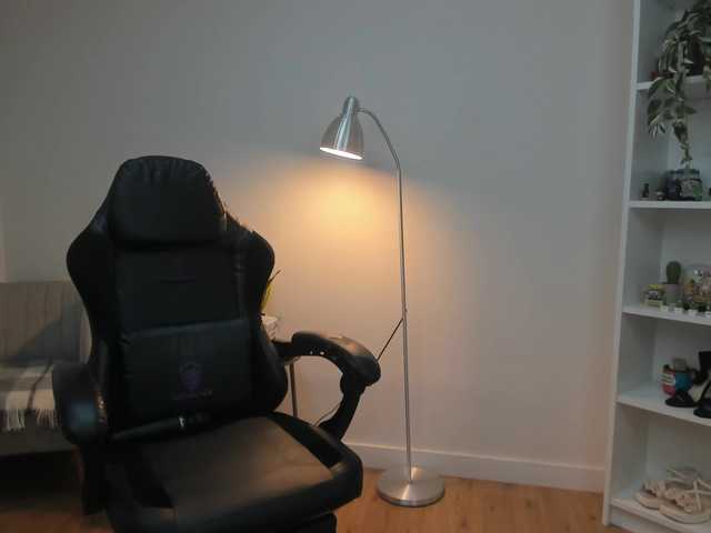 summerevans's BongaCams show and profile