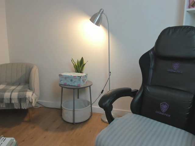 summerevans's BongaCams show and profile