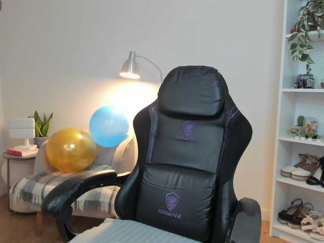 summerevans's BongaCams show and profile