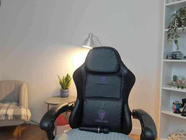 summerevans Live Webcam on BongaCams