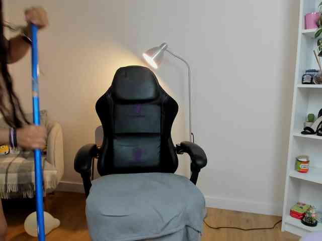summerevans webcam