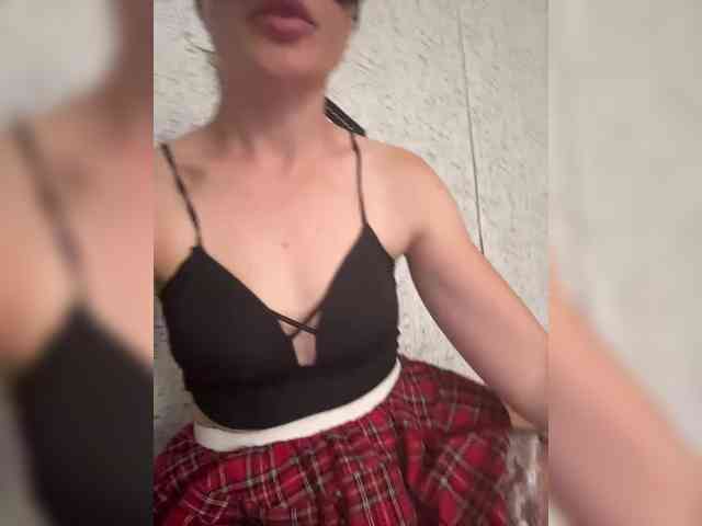 Alexis-30 webcam