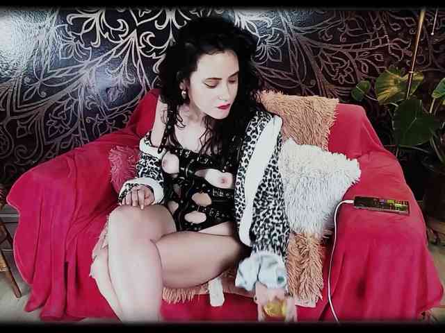 Anazonen Live Webcam on BongaCams