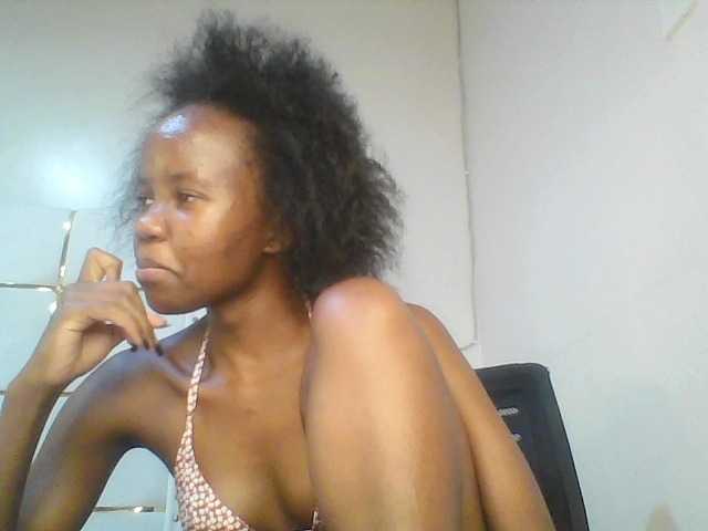 bigbaby004 from BongaCams