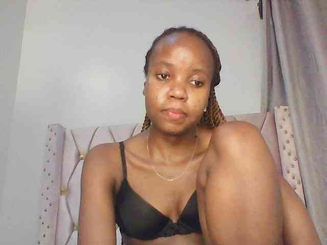 bigbaby004 Live Webcam on BongaCams