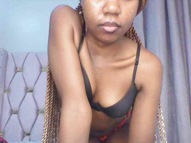 bigbaby004 Live Webcam on BongaCams