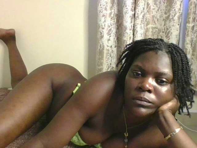 Sweetdarkskin's BongaCams show and profile