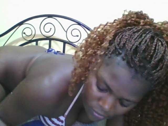 Sweetdarkskin's BongaCams show and profile