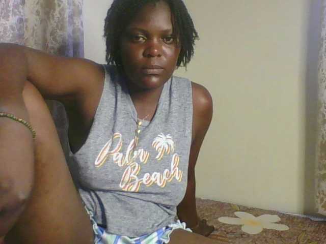 Sweetdarkskin's BongaCams show and profile