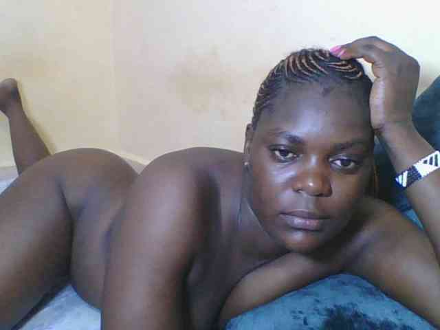 Sweetdarkskin webcam