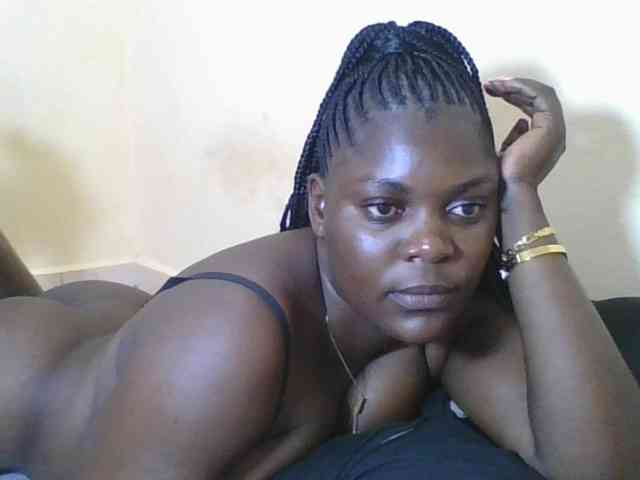 Sweetdarkskin webcam