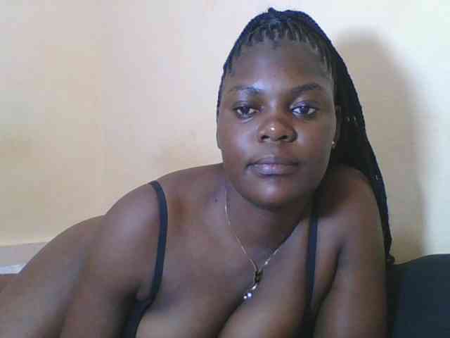 Sweetdarkskin webcam