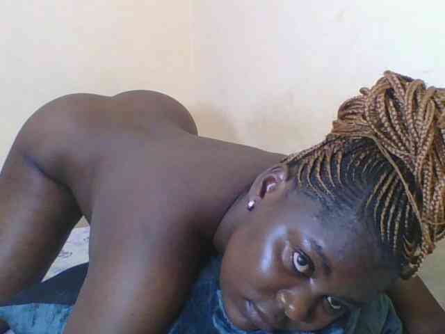 Sweetdarkskin webcam