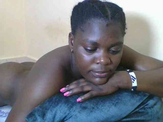 Sweetdarkskin webcam