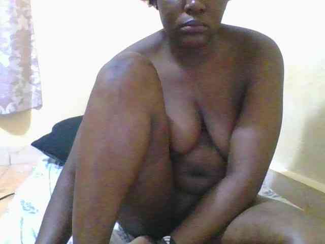Sweetdarkskin webcam