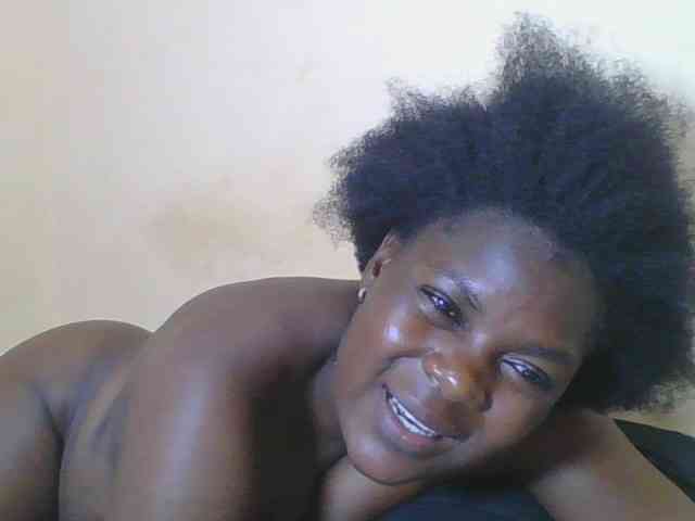 Sweetdarkskin webcam