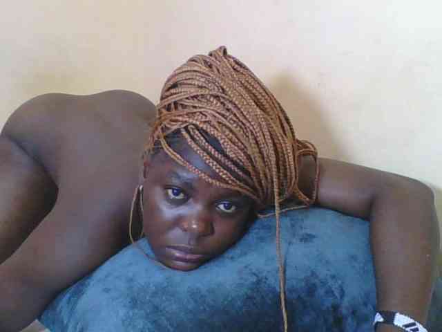 Sweetdarkskin webcam