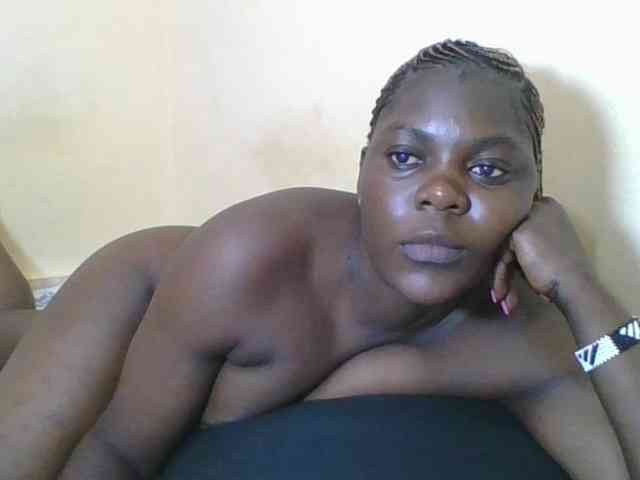 Sweetdarkskin webcam