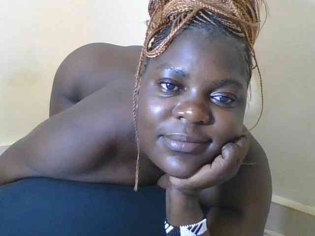Sweetdarkskin webcam