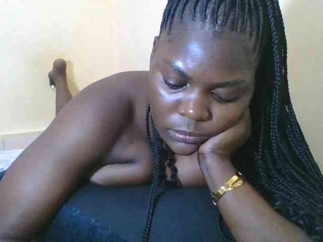 Sweetdarkskin webcam