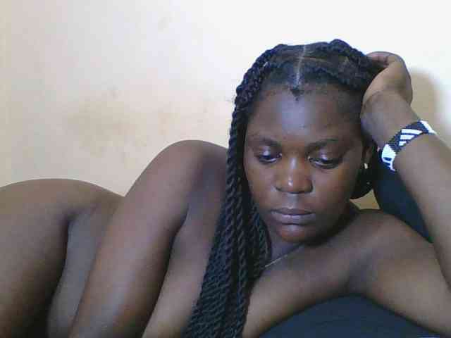 Sweetdarkskin webcam