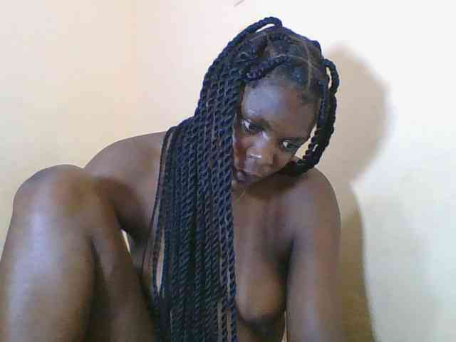 Sweetdarkskin webcam