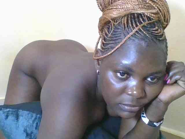 Sweetdarkskin webcam