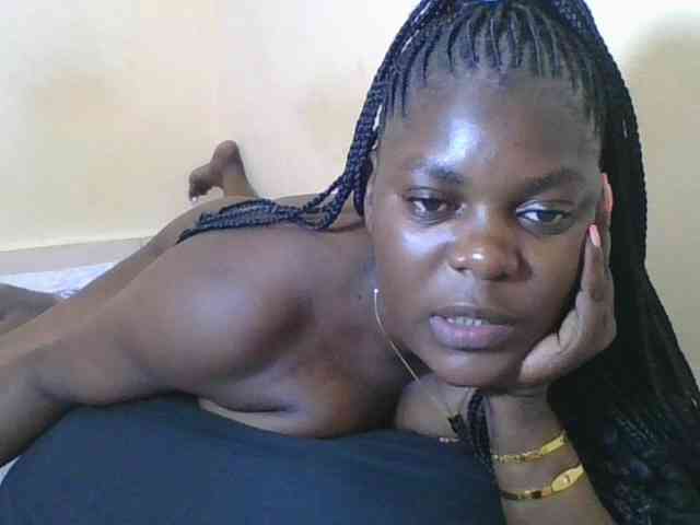 Sweetdarkskin webcam