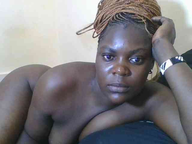Sweetdarkskin webcam
